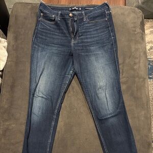 Hollister Women's Dark Blue Skinny Jeans